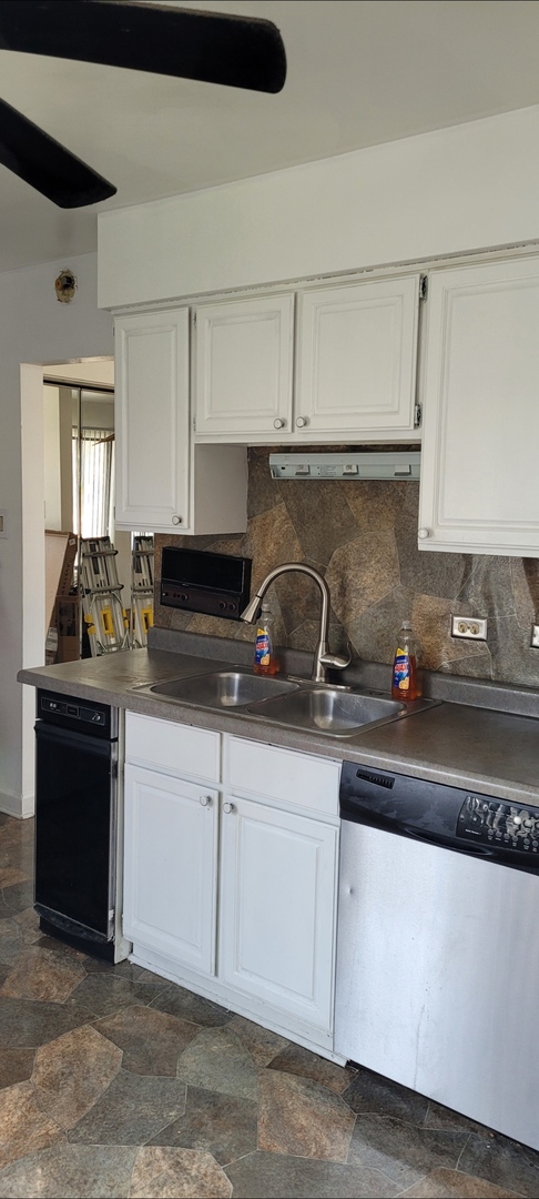 18622 Golfview Drive, Hazel Crest, IL 60429