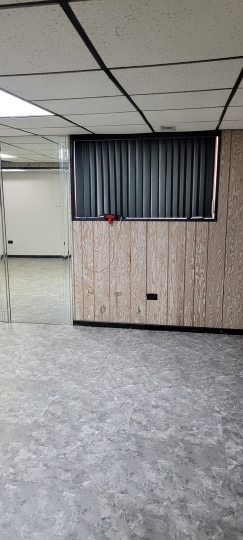 18622 Golfview Drive, Hazel Crest, IL 60429