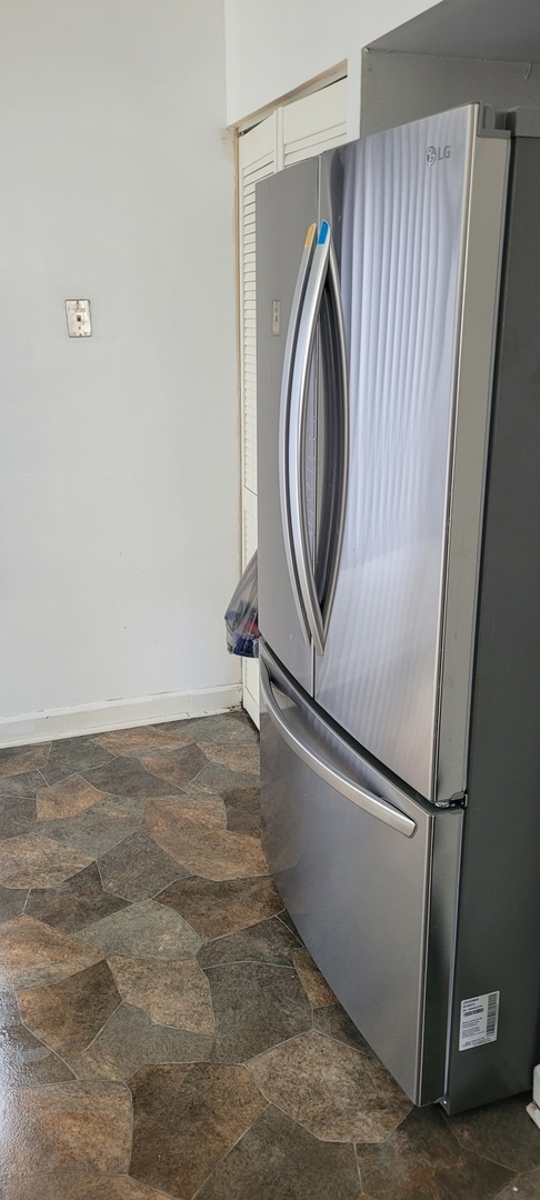 18622 Golfview Drive, Hazel Crest, IL 60429