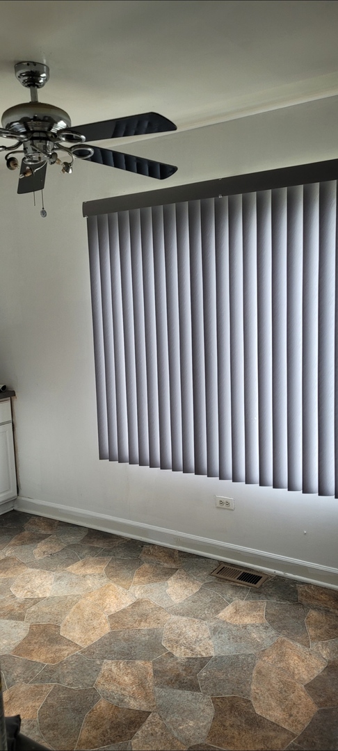 18622 Golfview Drive, Hazel Crest, IL 60429