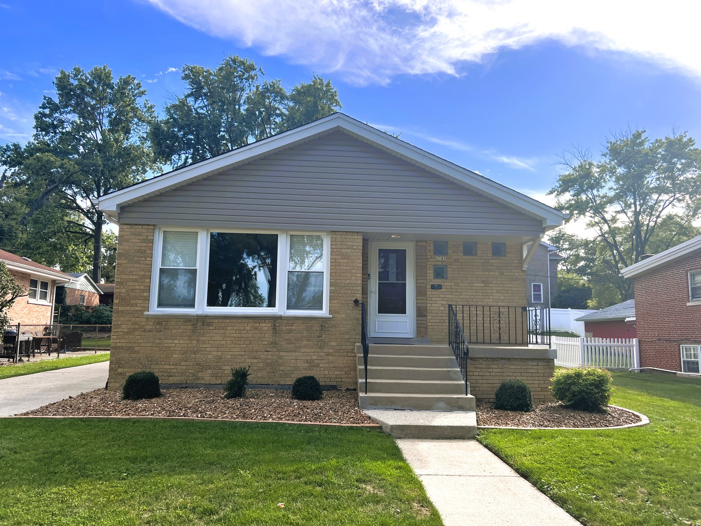 1741 Evergreen Road, Homewood, IL 60430