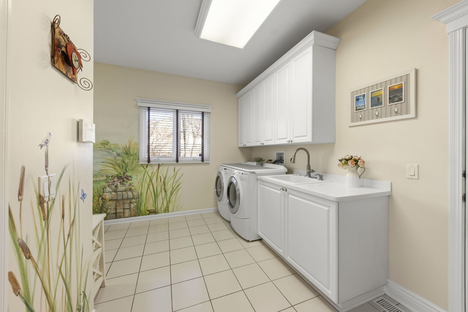 20812 N Swansway, Deer Park, IL 60010