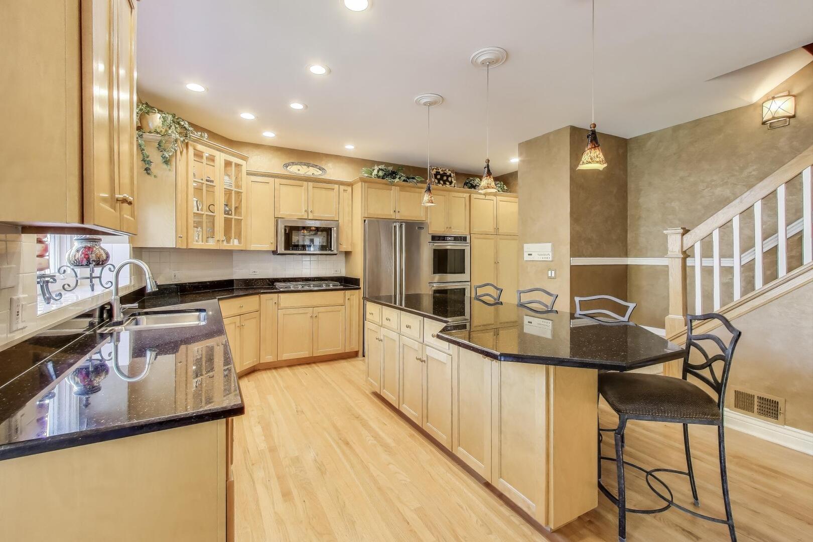 20812 N Swansway, Deer Park, IL 60010