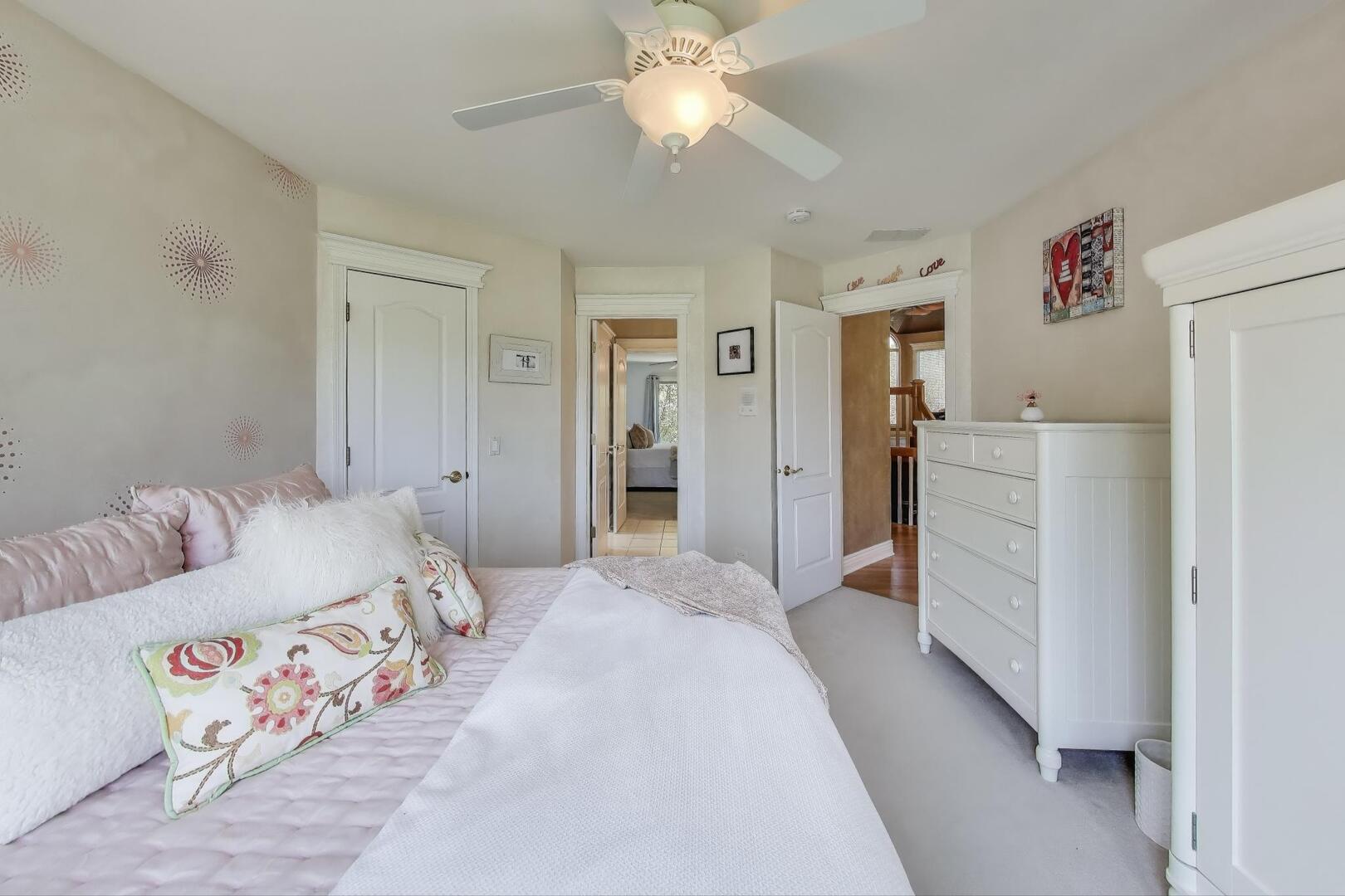 20812 N Swansway, Deer Park, IL 60010