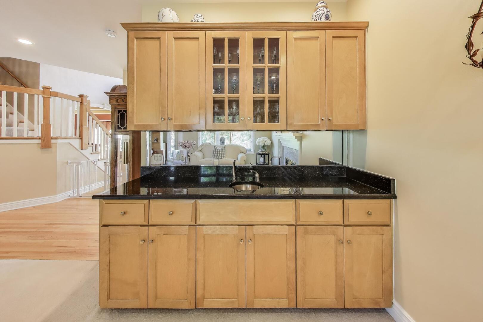 20812 N Swansway, Deer Park, IL 60010