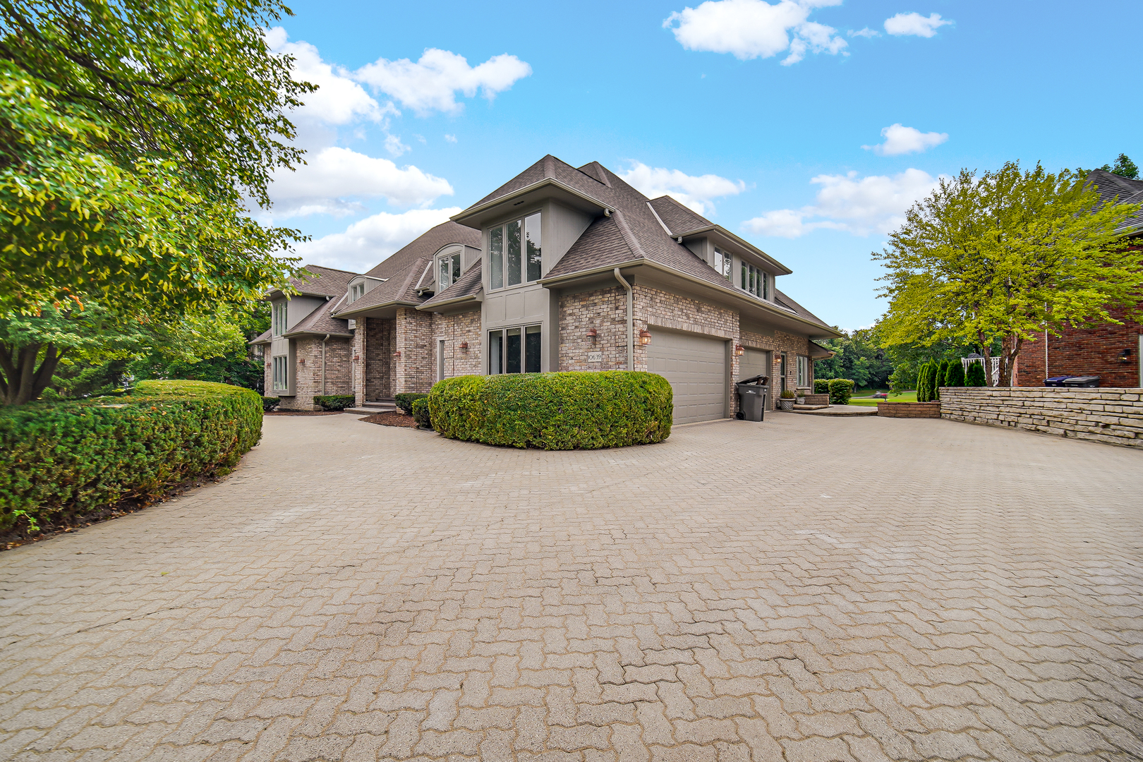 10639 Misty Hill Road, Orland Park, IL 60462