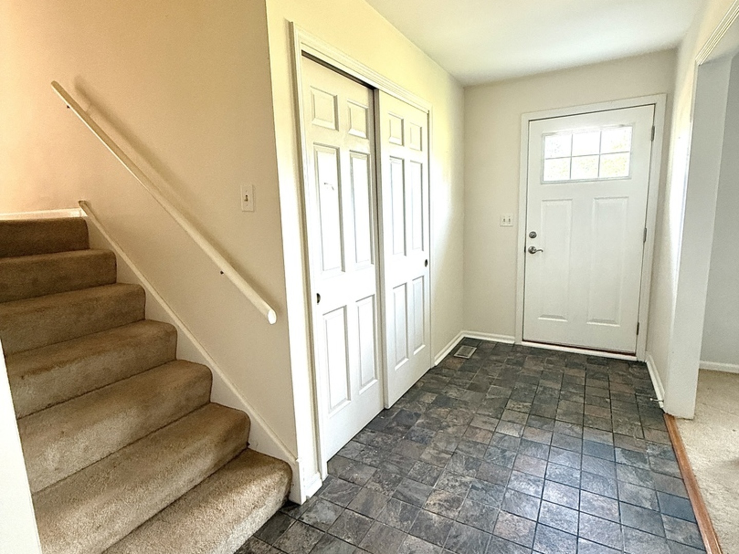 1848 E Marmion Place, Crete, IL 60417