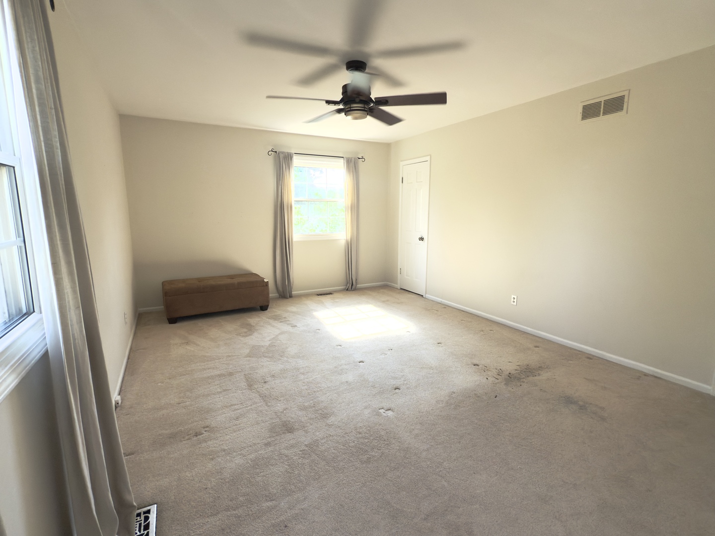 1848 E Marmion Place, Crete, IL 60417