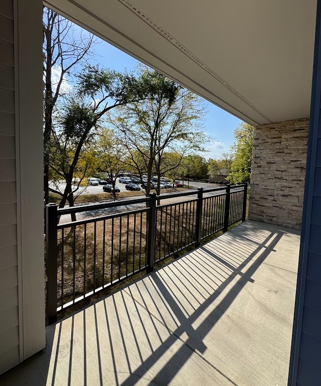 1420 W Diehl Road #337, Naperville, IL 60563