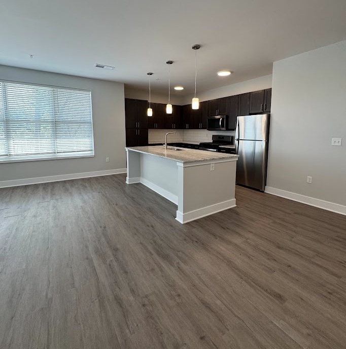1420 W Diehl Road #337, Naperville, IL 60563