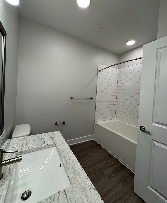 1420 W Diehl Road #337, Naperville, IL 60563
