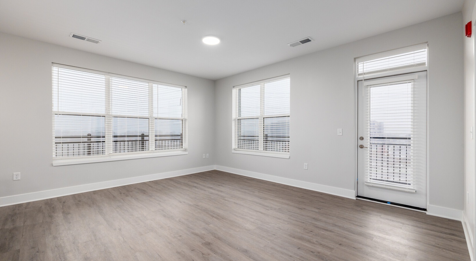 1420 W Diehl Road #334, Naperville, IL 60563