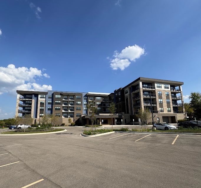1420 W Diehl Road #334, Naperville, IL 60563