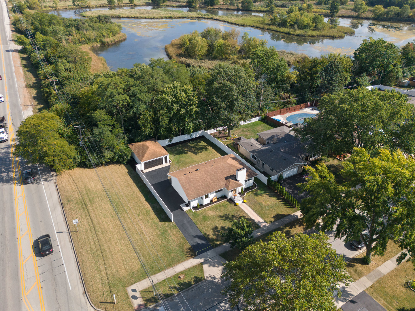 153 Grove Avenue, Glen Ellyn, IL 60137