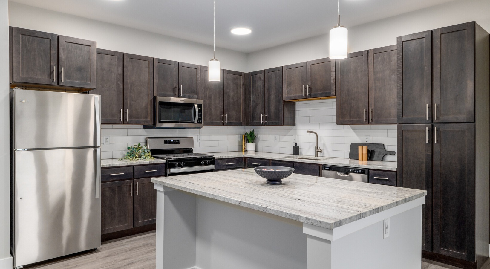1420 W Diehl Road #234, Naperville, IL 60563
