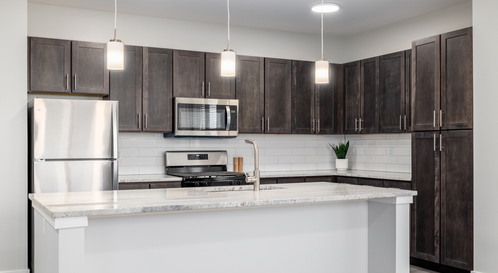 1420 W Diehl Road #234, Naperville, IL 60563