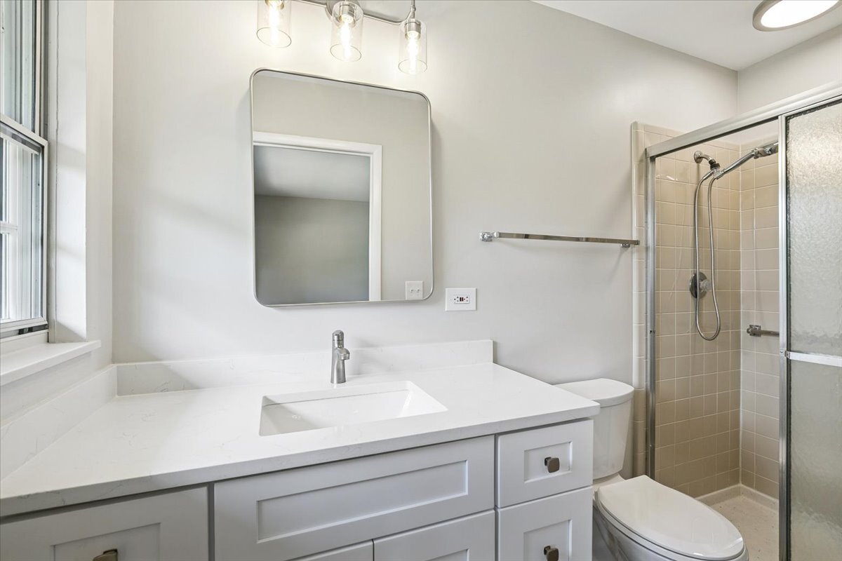 7302 Dunwood Court, Fox Lake, IL 60020