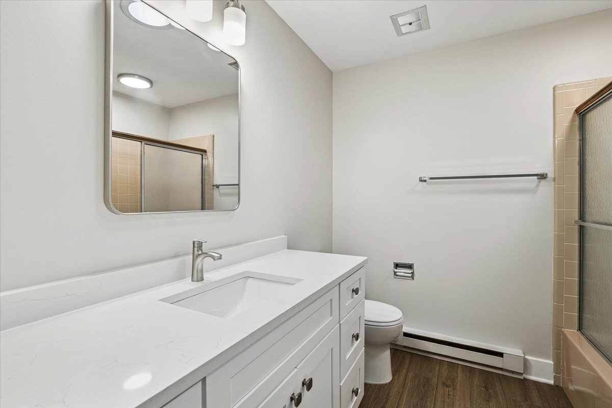 7302 Dunwood Court, Fox Lake, IL 60020