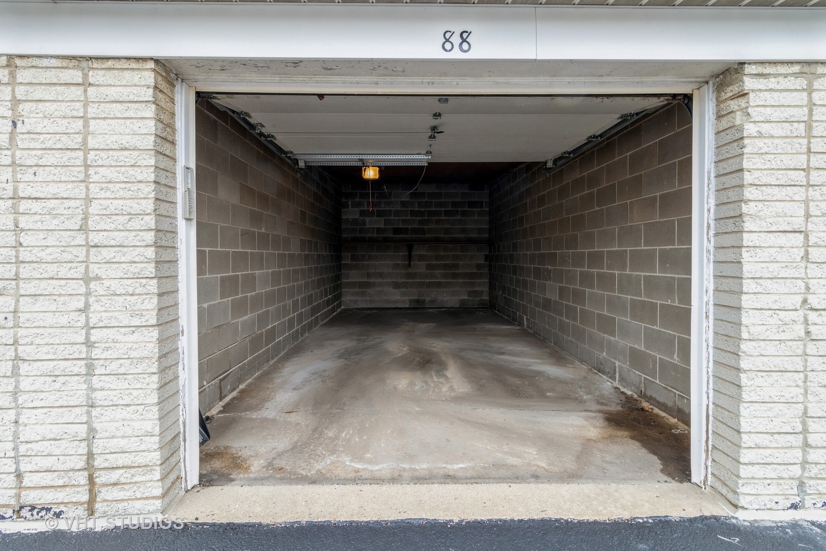 5540 Walnut Avenue #4A, Downers Grove, IL 60515