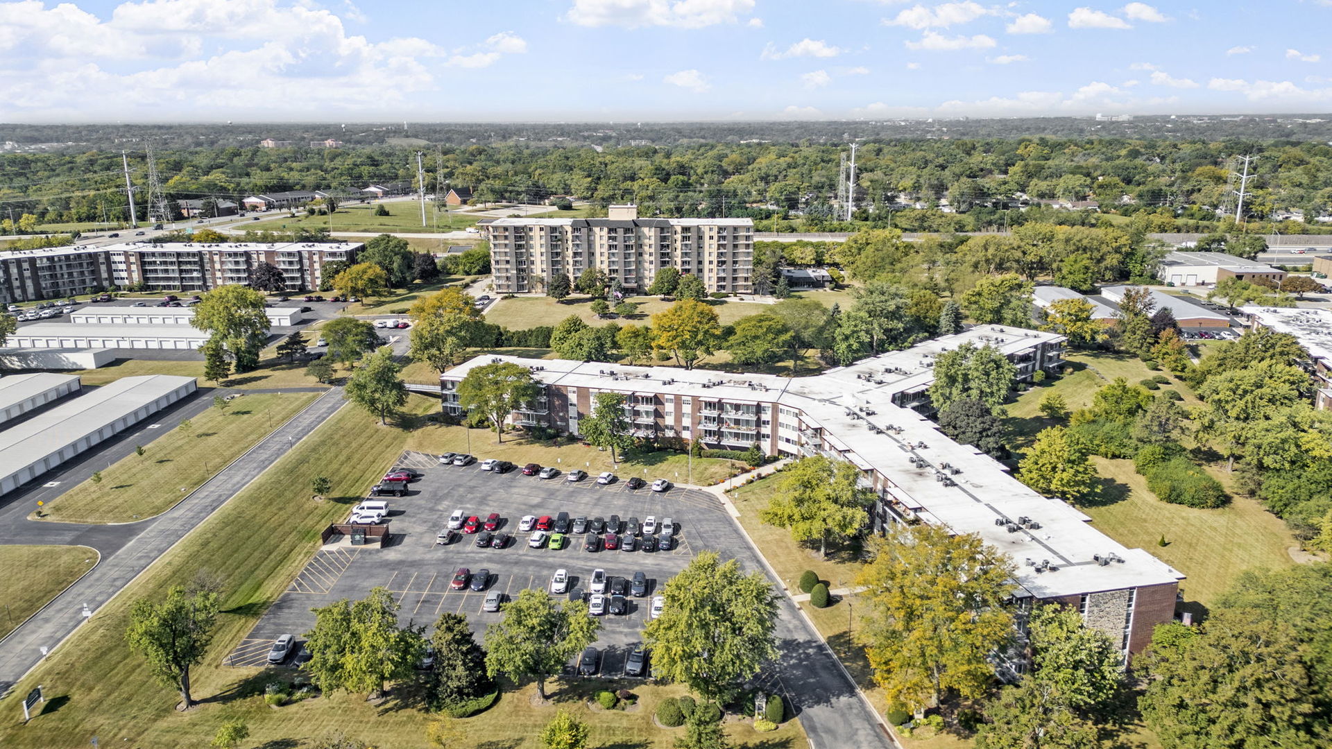5540 Walnut Avenue #4A, Downers Grove, IL 60515