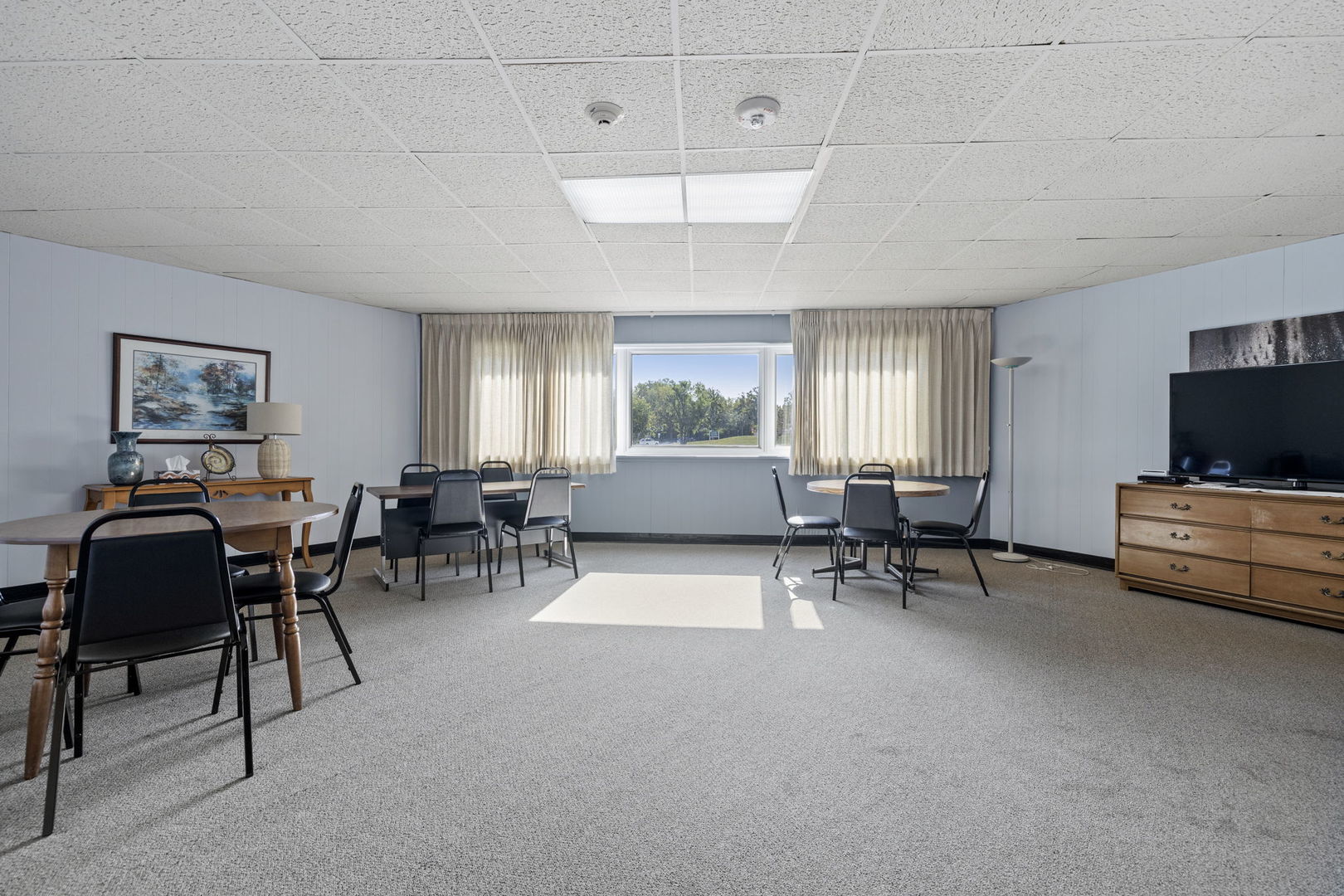5540 Walnut Avenue #4A, Downers Grove, IL 60515