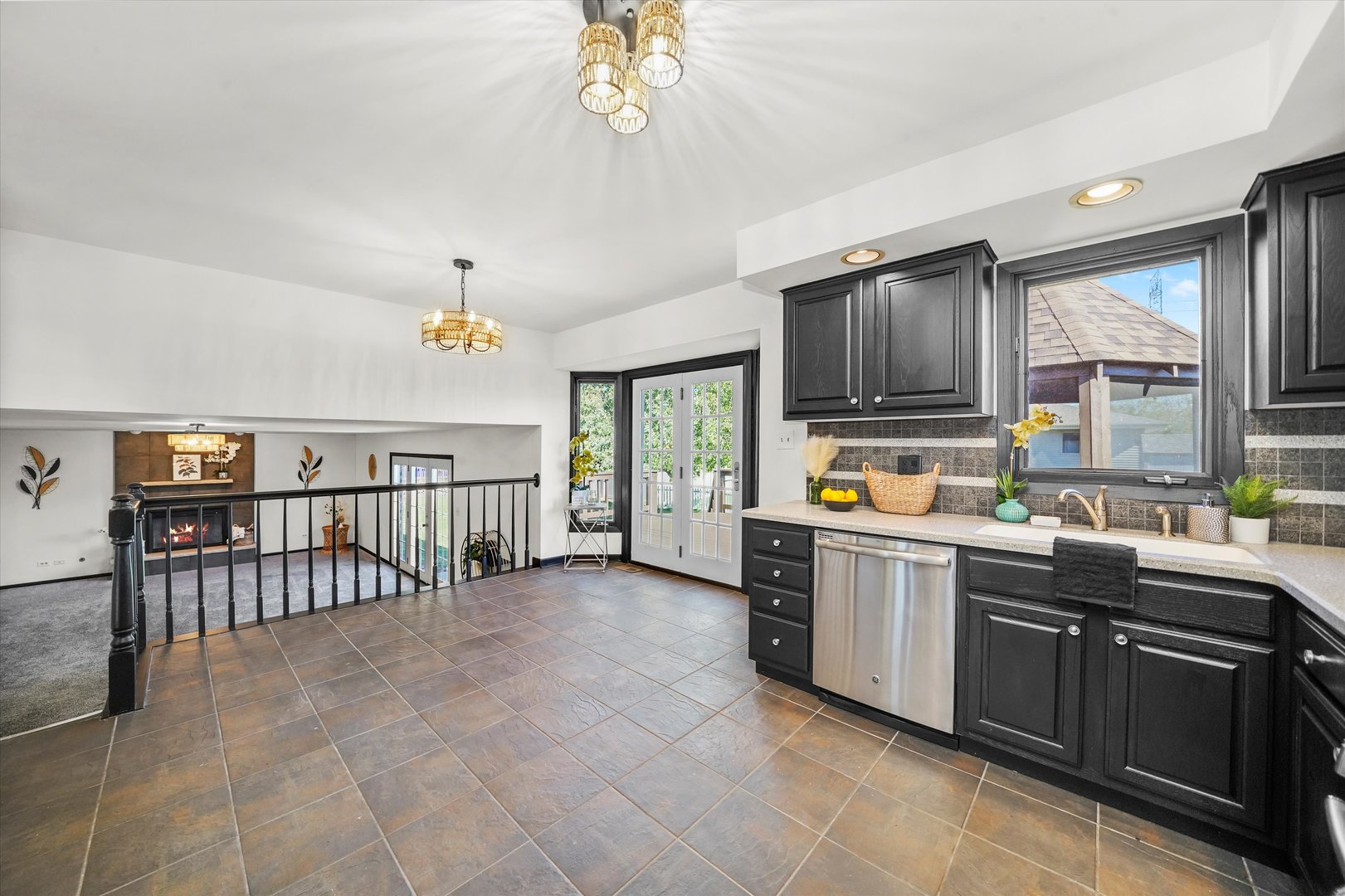 16933 RICHARDS Drive, Tinley Park, IL 60477