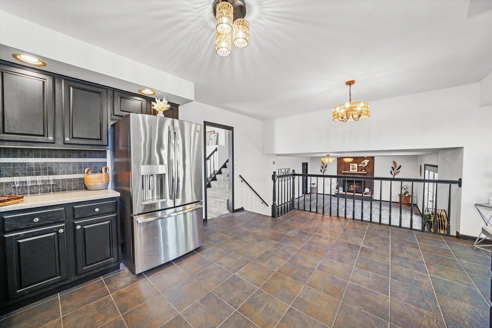 16933 RICHARDS Drive, Tinley Park, IL 60477