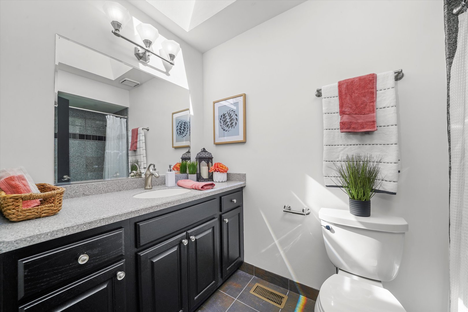 16933 RICHARDS Drive, Tinley Park, IL 60477