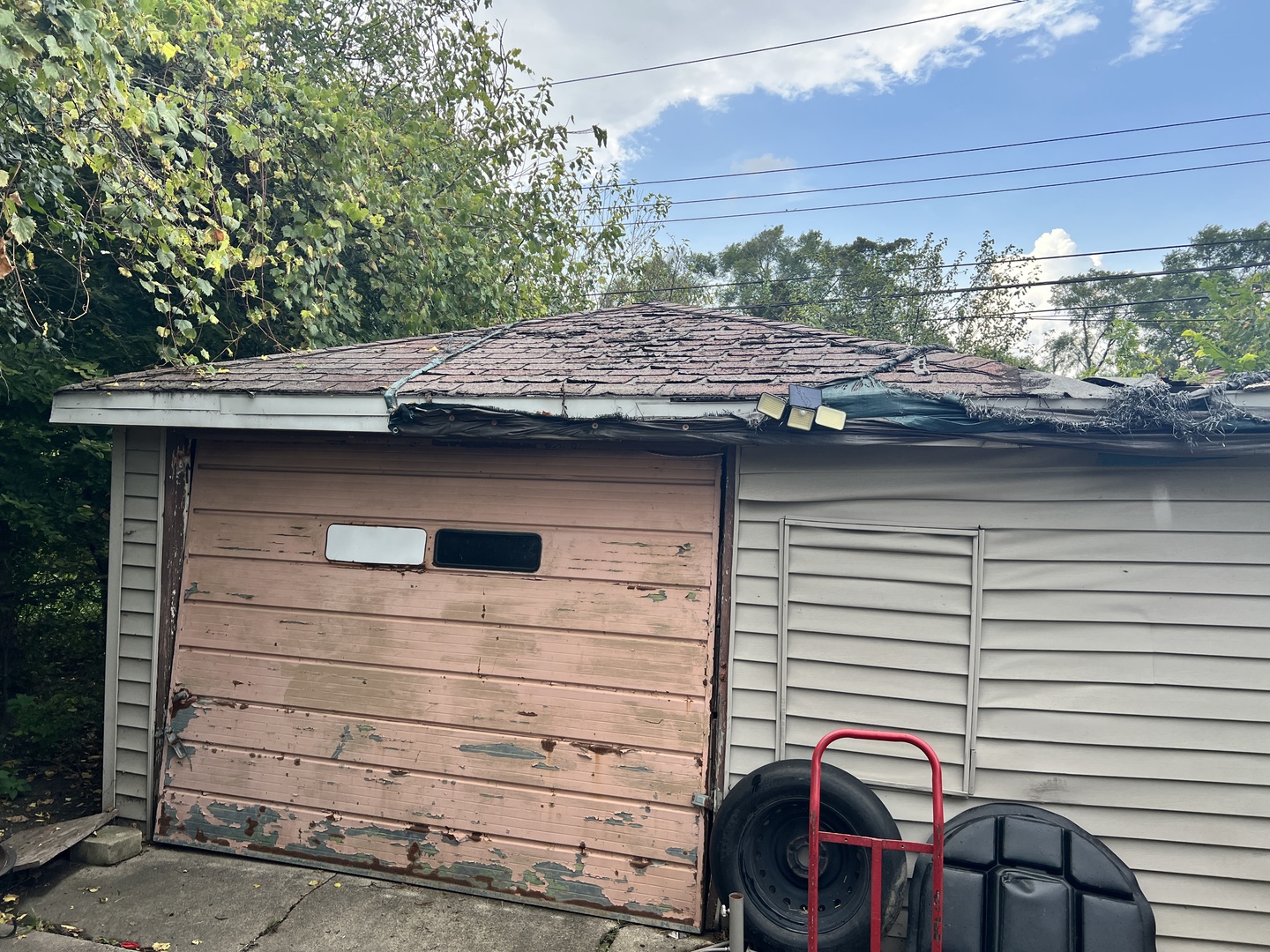 3214 W Lydia Avenue, Robbins, IL 60472