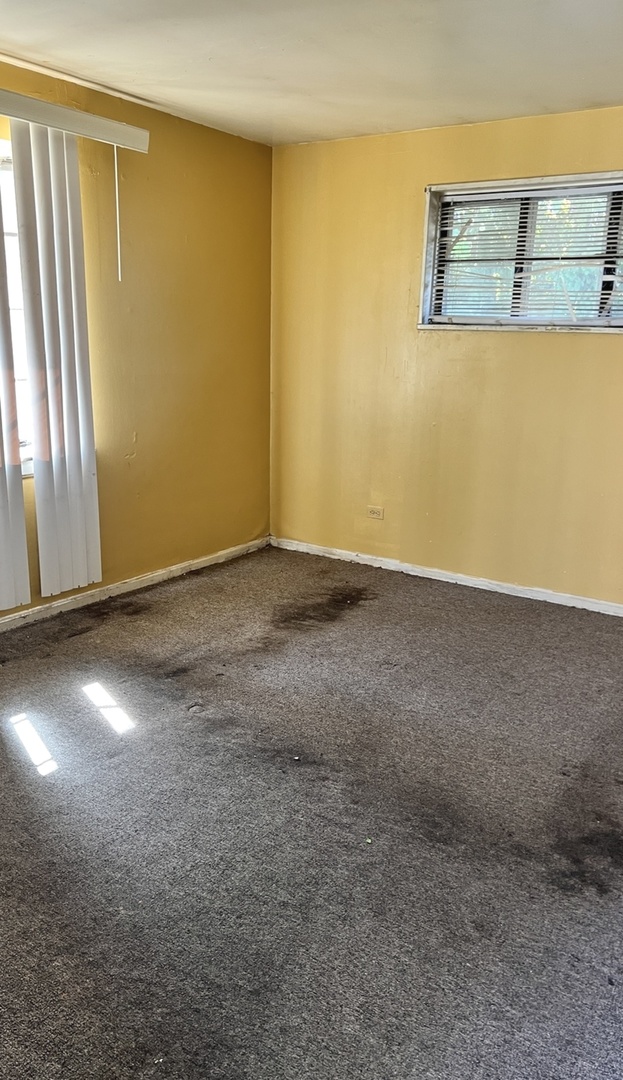 3214 W Lydia Avenue, Robbins, IL 60472