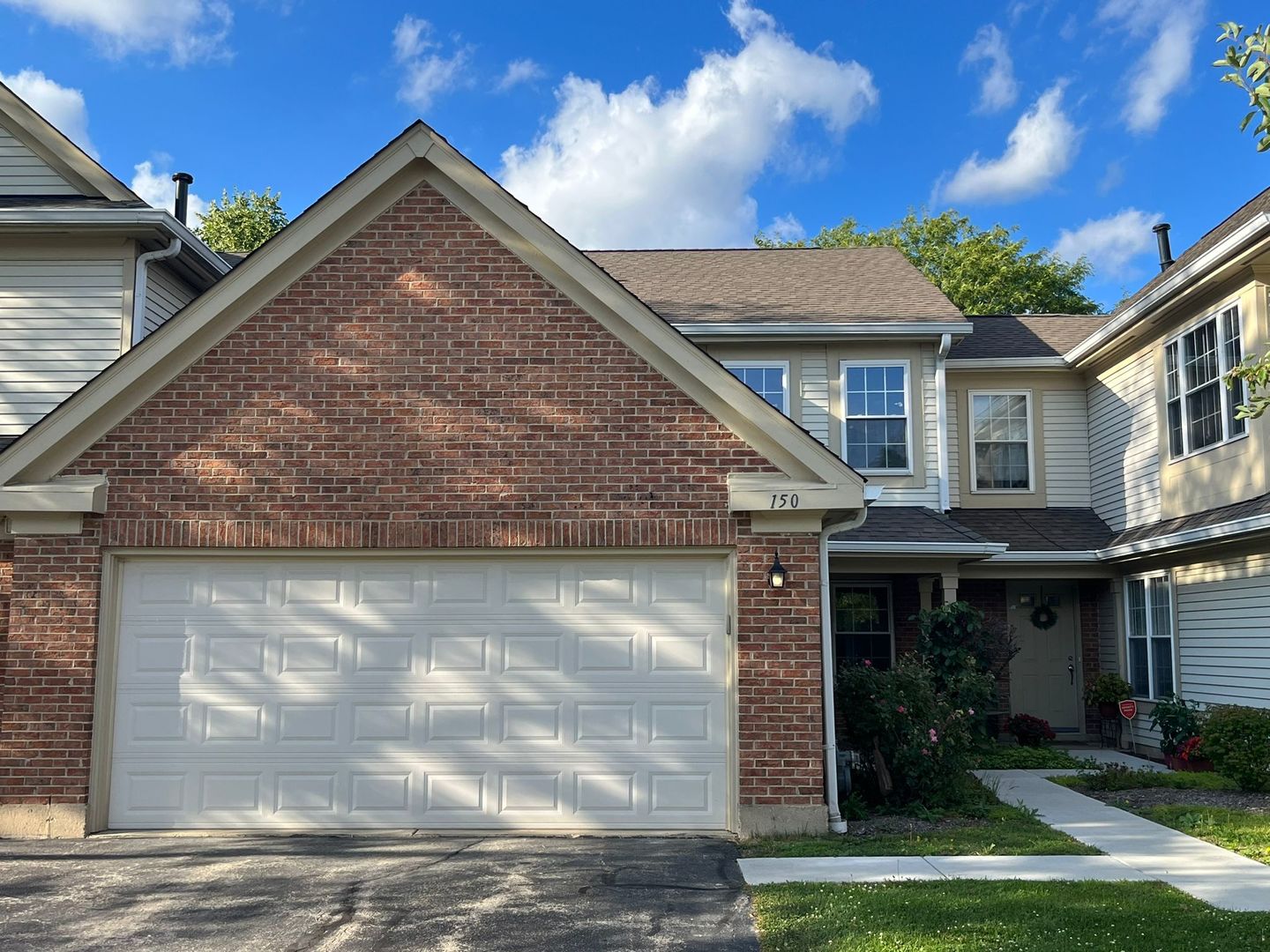 150 White Branch Court, Schaumburg, IL 60194