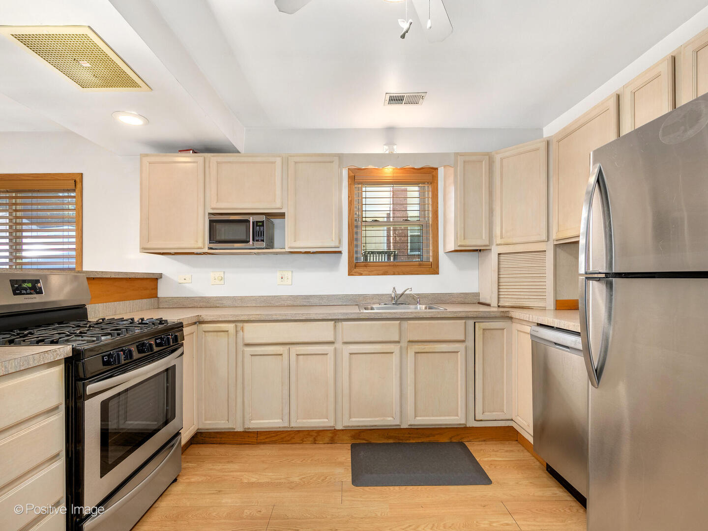 5509 Bohlander Avenue, Berkeley, IL 60163