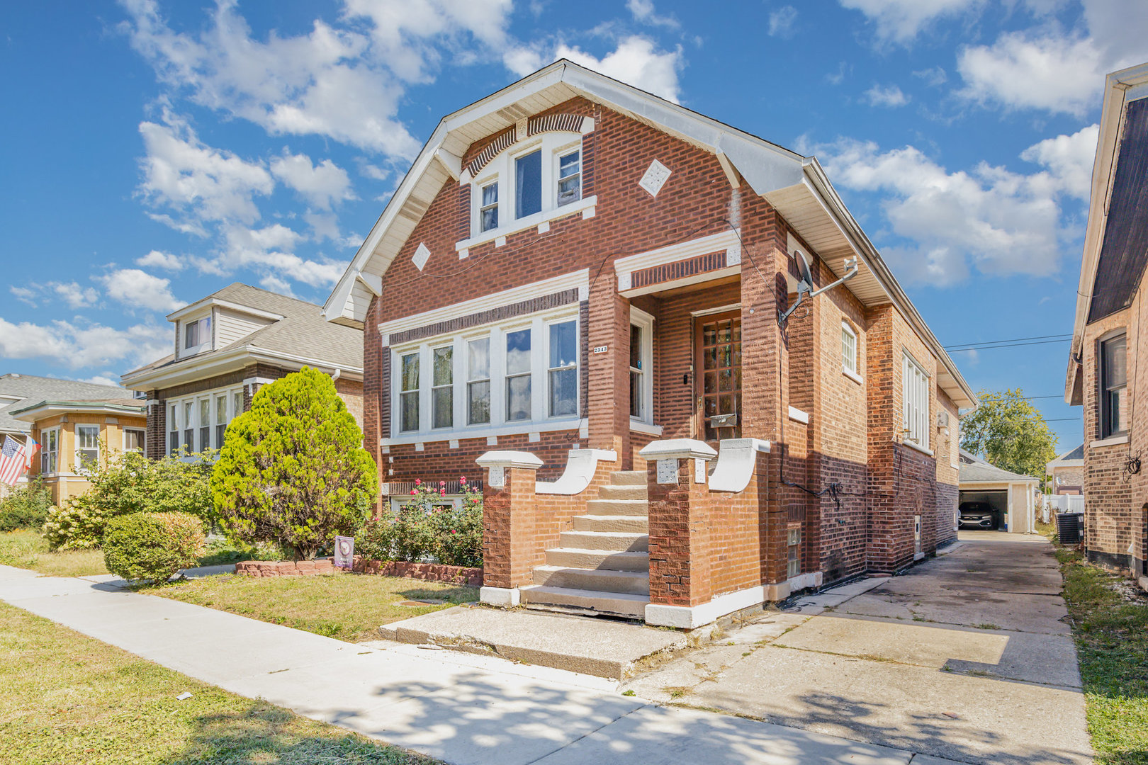2343 Gunderson Avenue, Berwyn, IL 60402