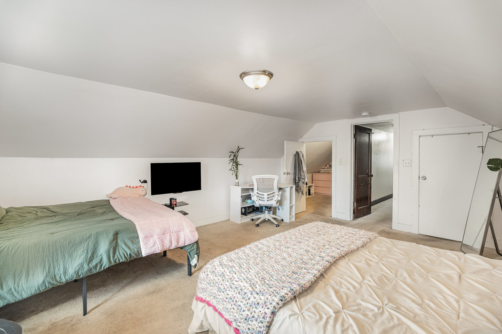 2343 Gunderson Avenue, Berwyn, IL 60402