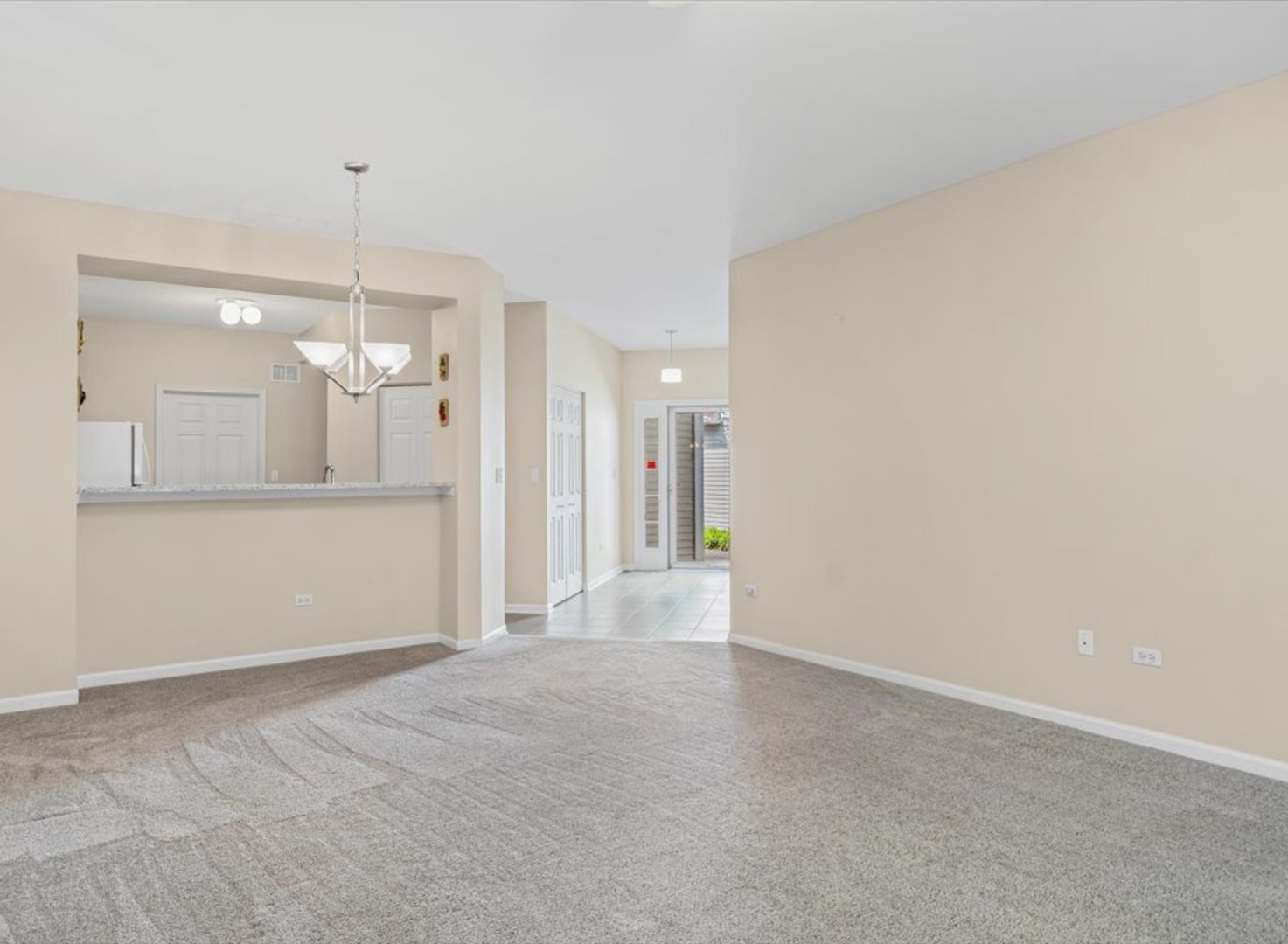 2016 Fulham Drive #2016, Naperville, IL 60564