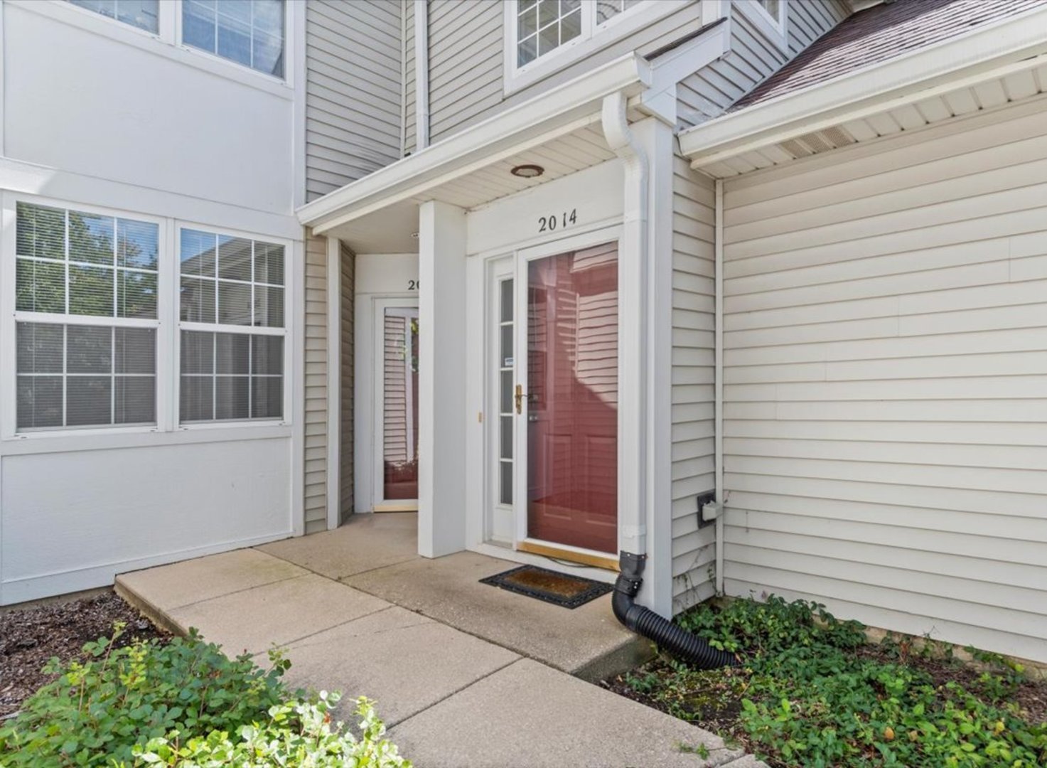 2016 Fulham Drive #2016, Naperville, IL 60564