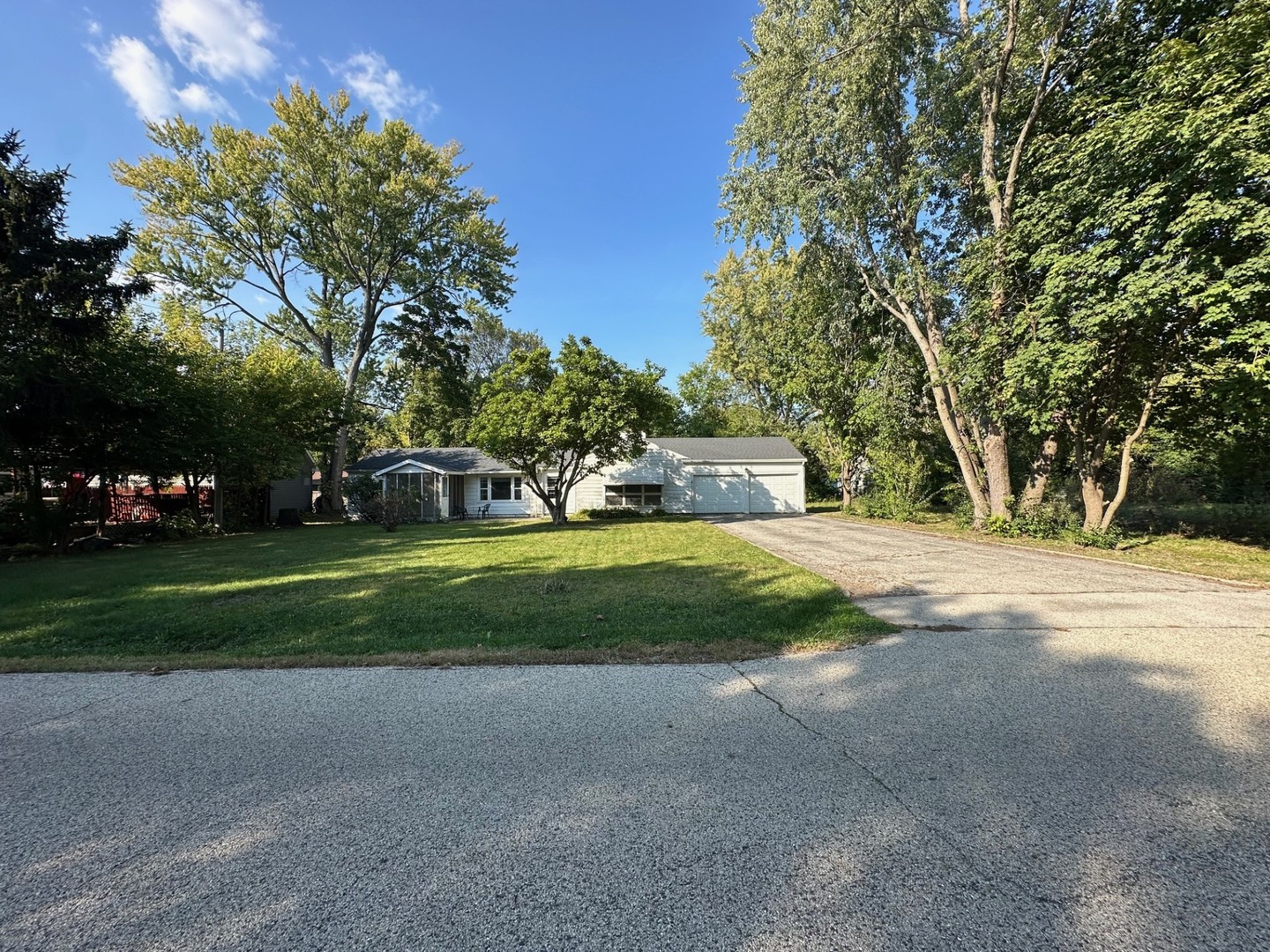 25462 W Arcade Drive, Lake Villa, IL 60046