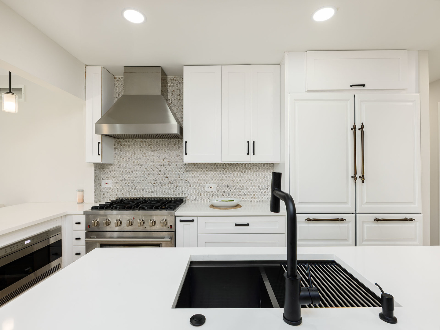 1649 Park Avenue, Hanover Park, IL 60133