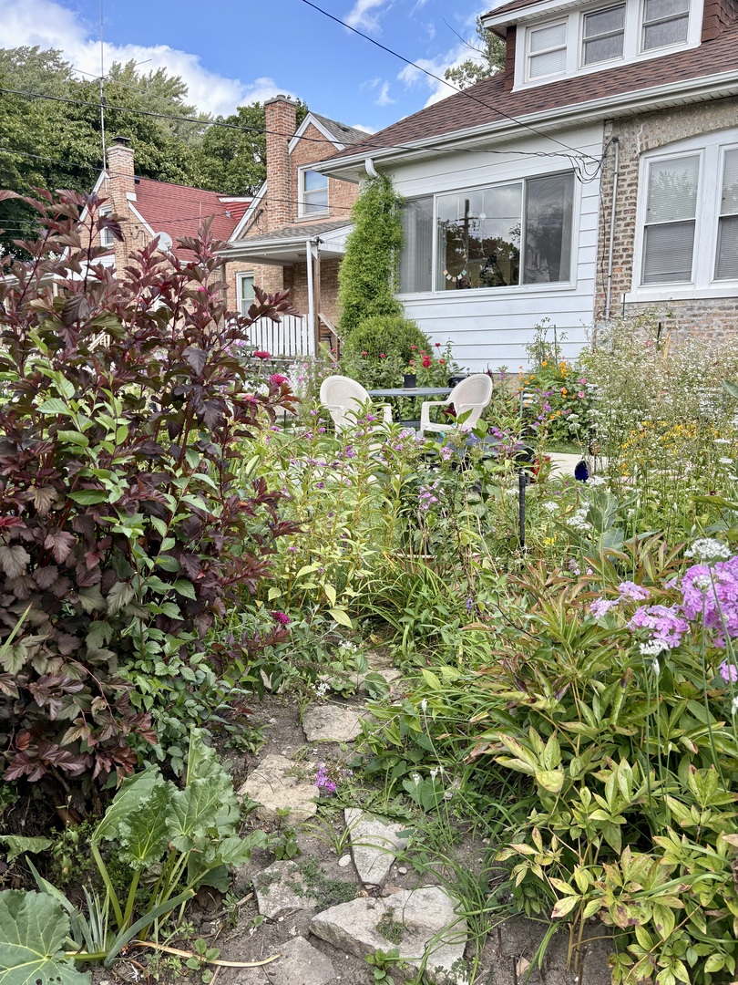 5252 N Leamington Avenue, Chicago, IL 60630