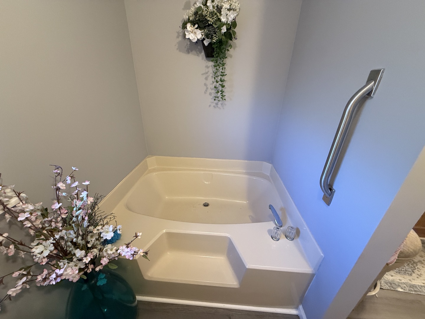 22948 S Pine Valley Drive, Frankfort, IL 60423