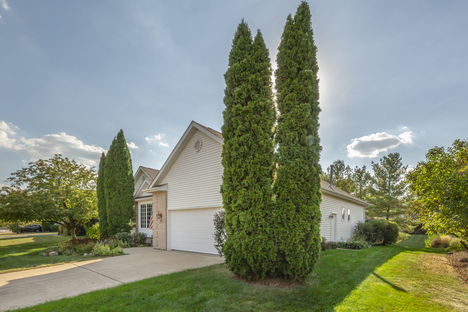 311 Stearn Drive, Genoa, IL 60135