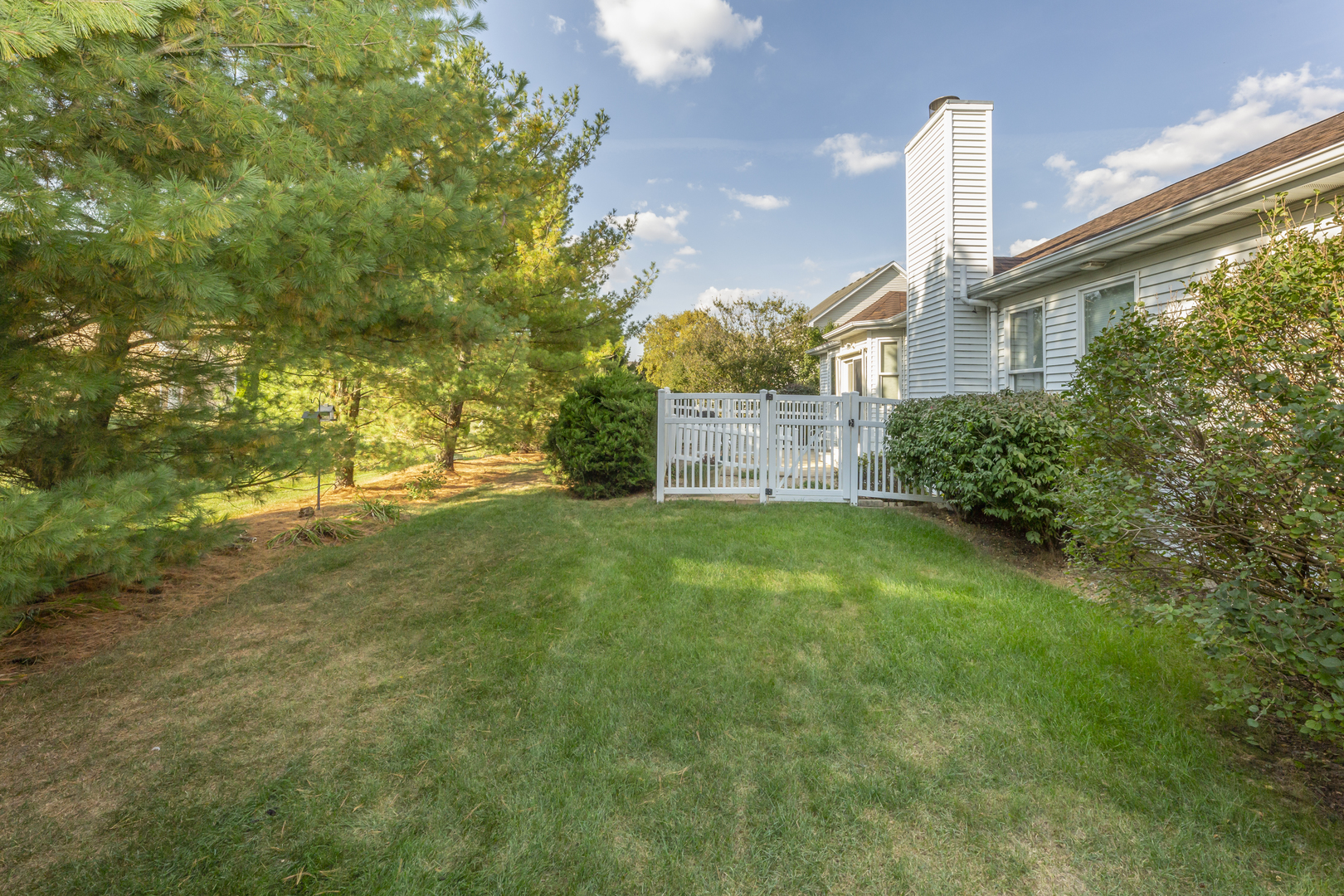 311 Stearn Drive, Genoa, IL 60135