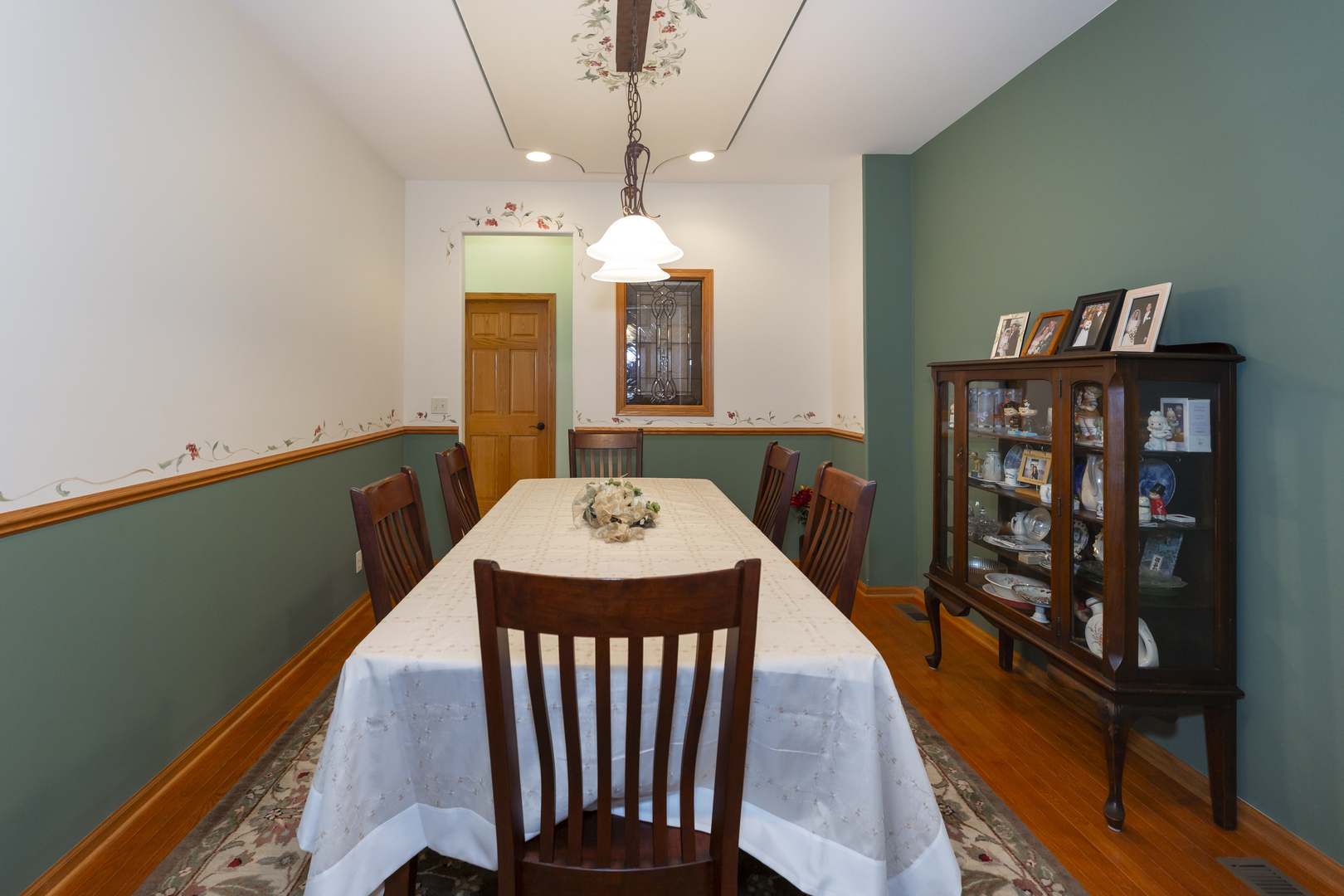 311 Stearn Drive, Genoa, IL 60135