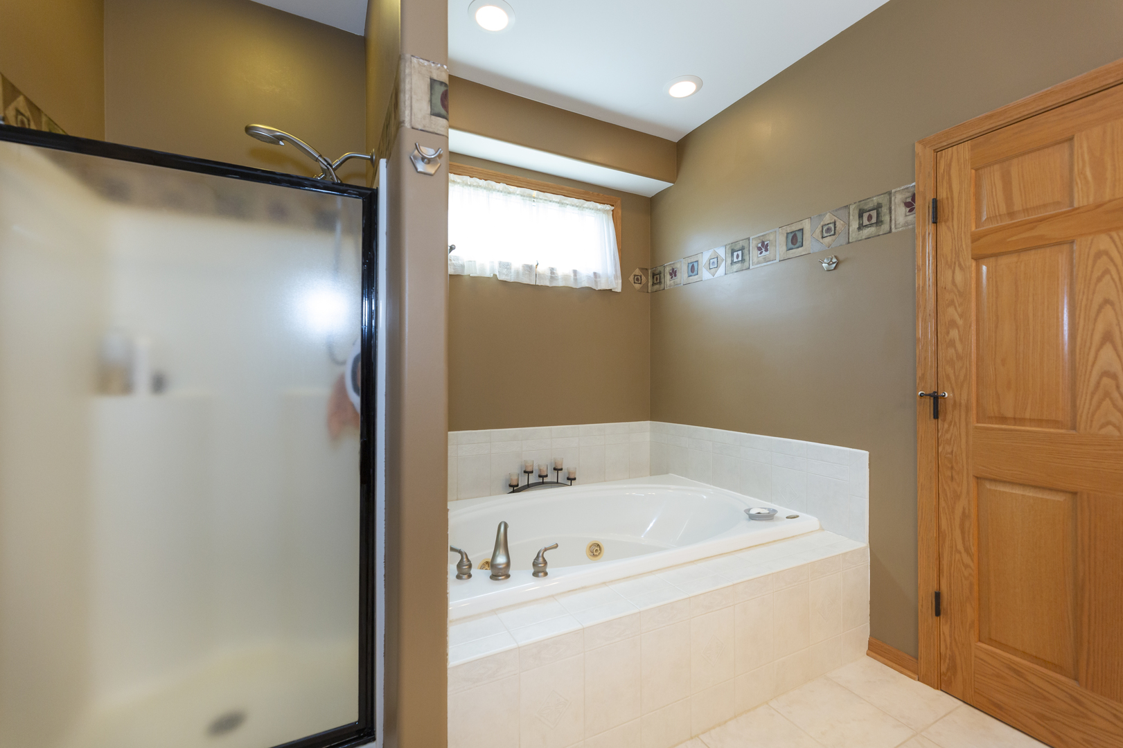 311 Stearn Drive, Genoa, IL 60135