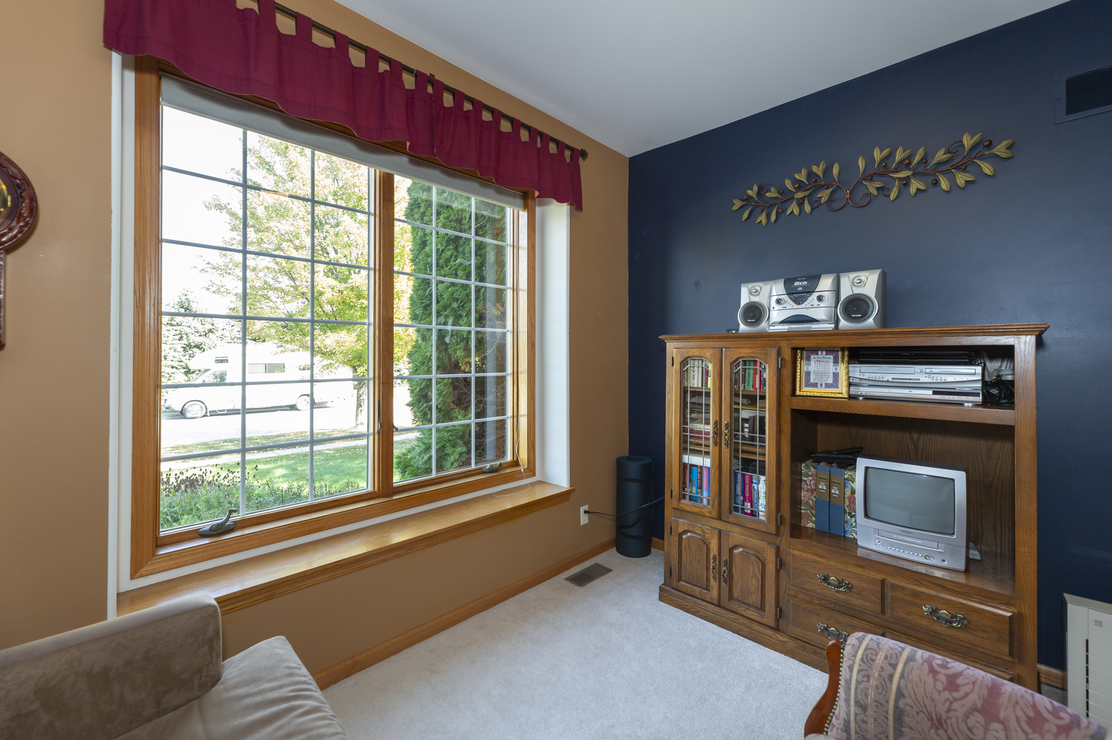 311 Stearn Drive, Genoa, IL 60135