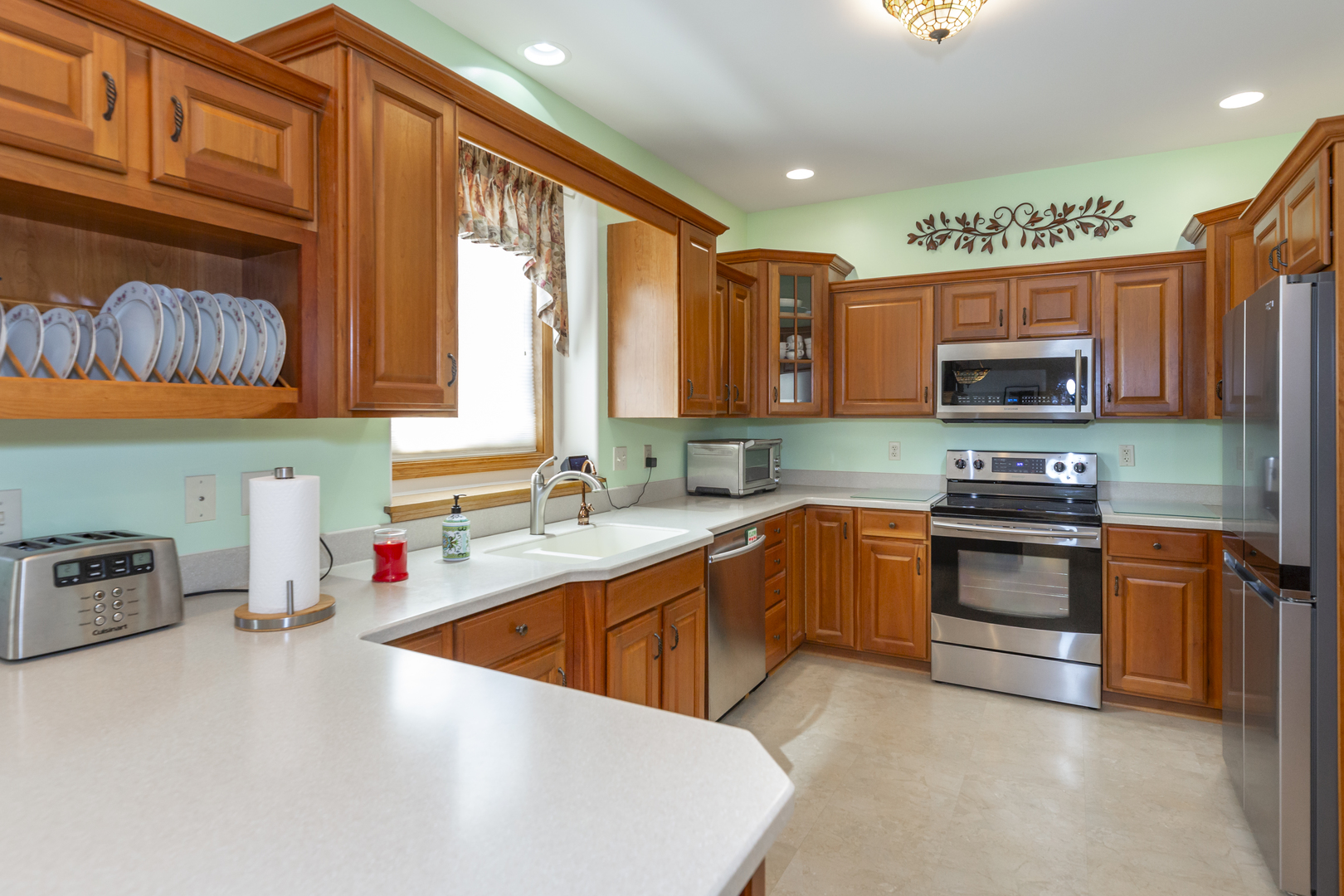 311 Stearn Drive, Genoa, IL 60135