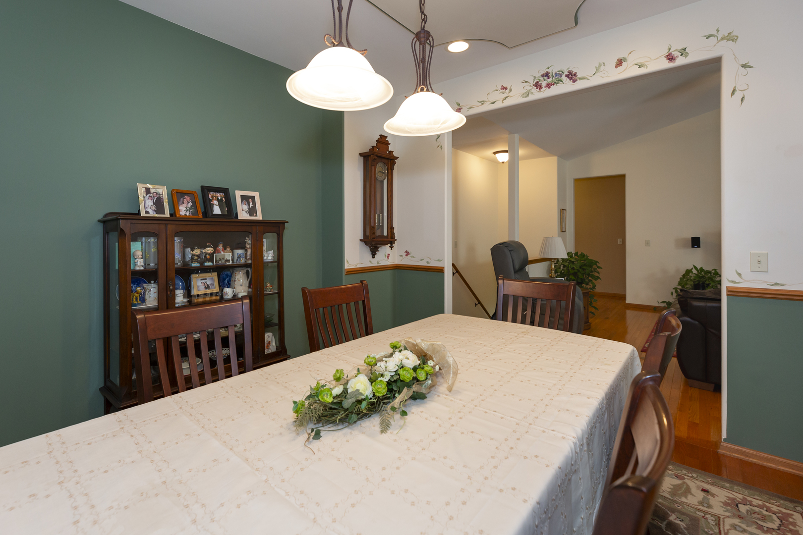 311 Stearn Drive, Genoa, IL 60135