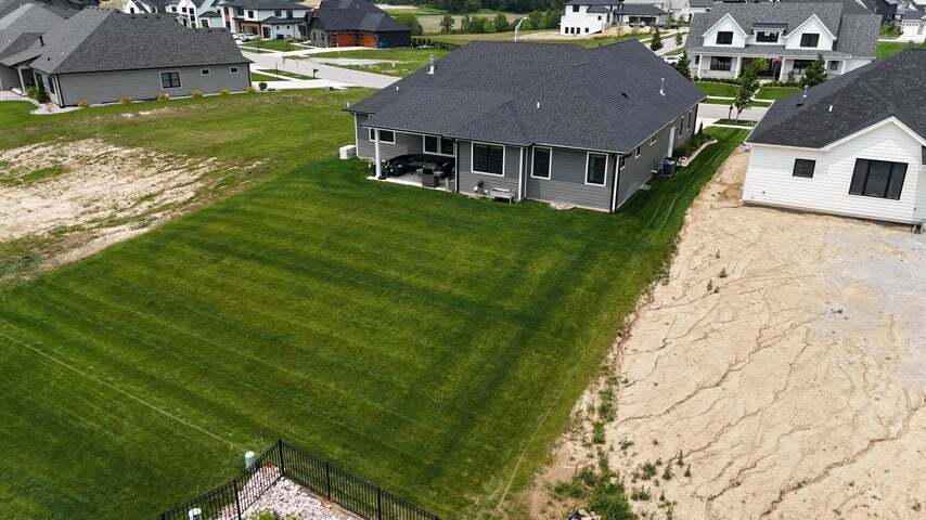 13333 Camas Drive, St. John, IN 46373
