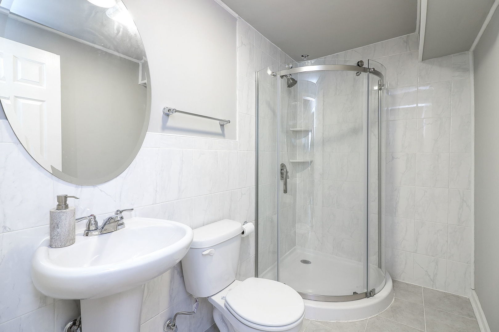 169 Waverly Court, Bloomingdale, IL 60108