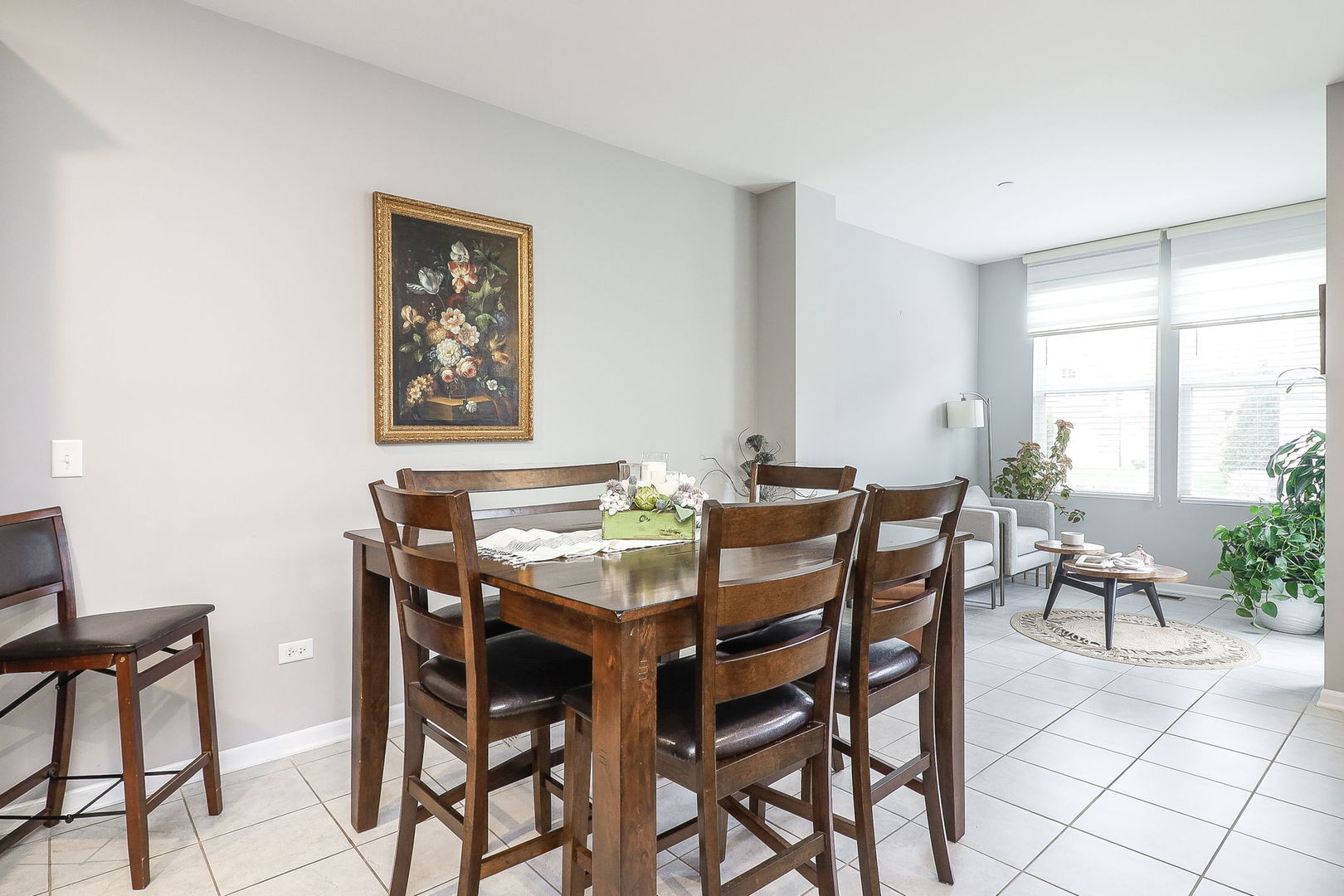 169 Waverly Court, Bloomingdale, IL 60108